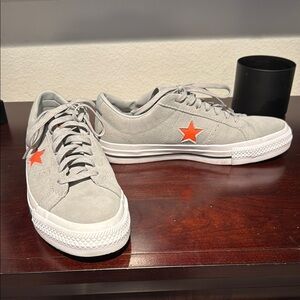 Gray and Orange Star Men's Sneakers